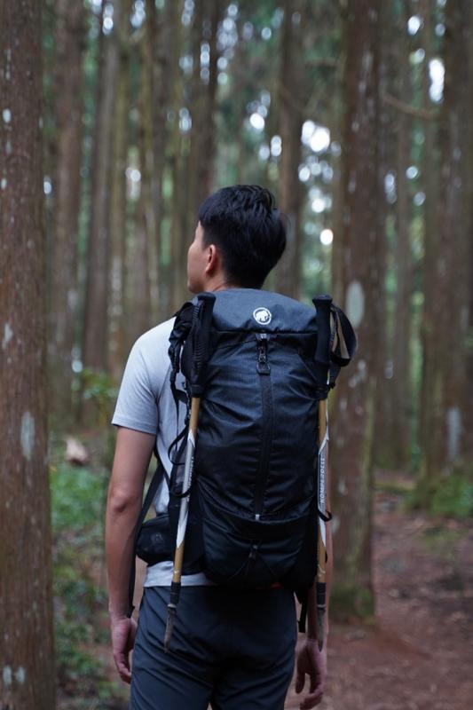 mammut猛犸象背包评测,了解下适合情侣背的登山包