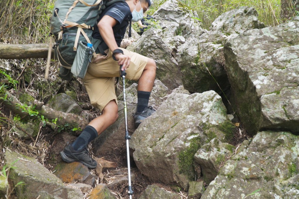 登山杖使用方法，想要找一款适合自己的登山杖吗？